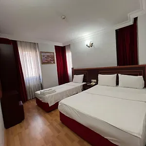 Red White 2* Стамбул